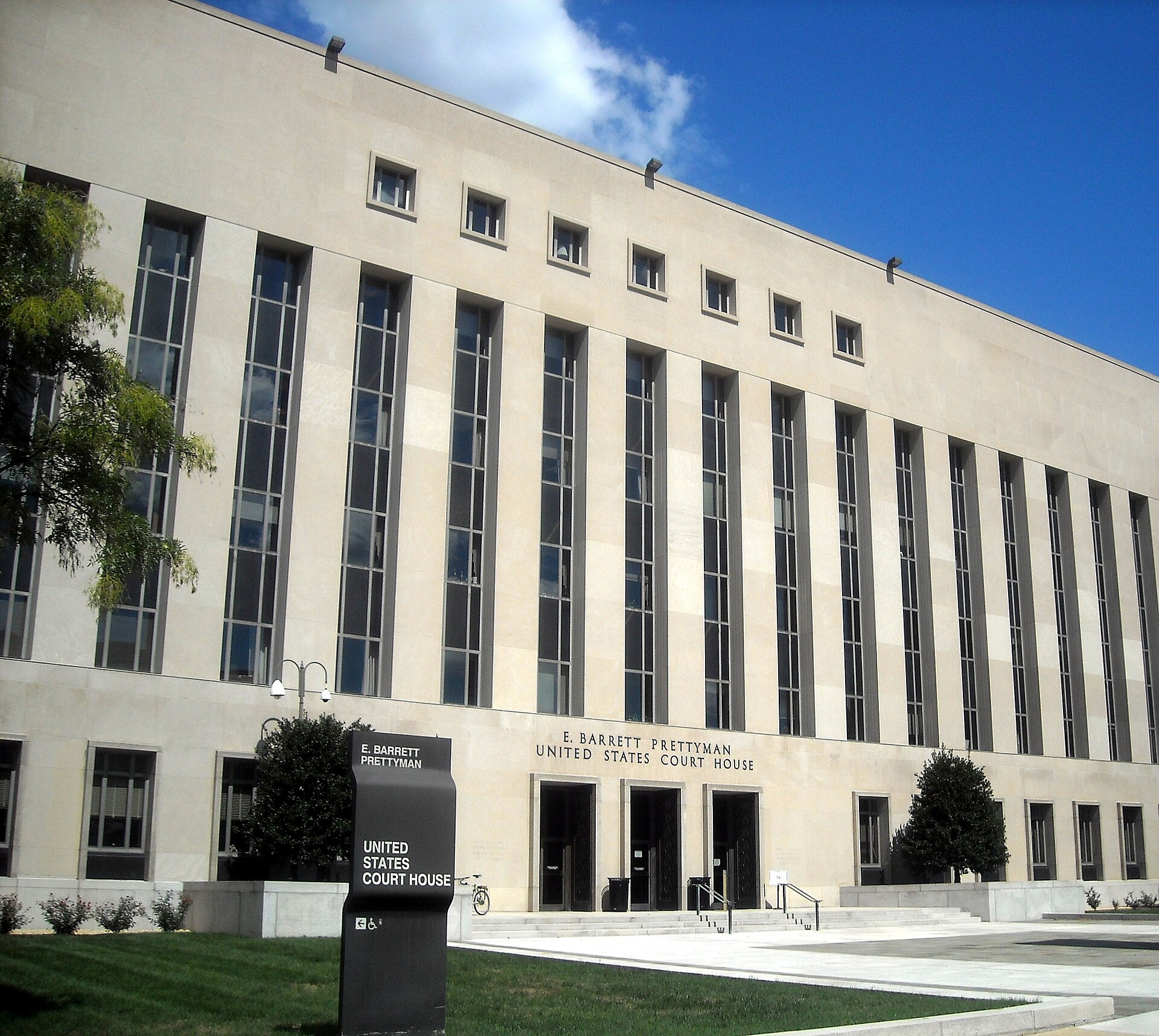 Federal courthouse building exterior in Washington, DC